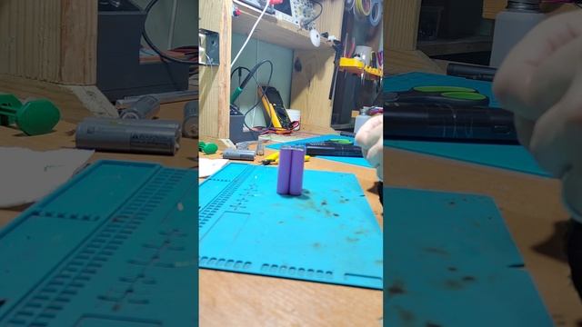 Не заряжается робот-пылесос POLARIS. Перепаковка аккумулятора смотреть онлайн