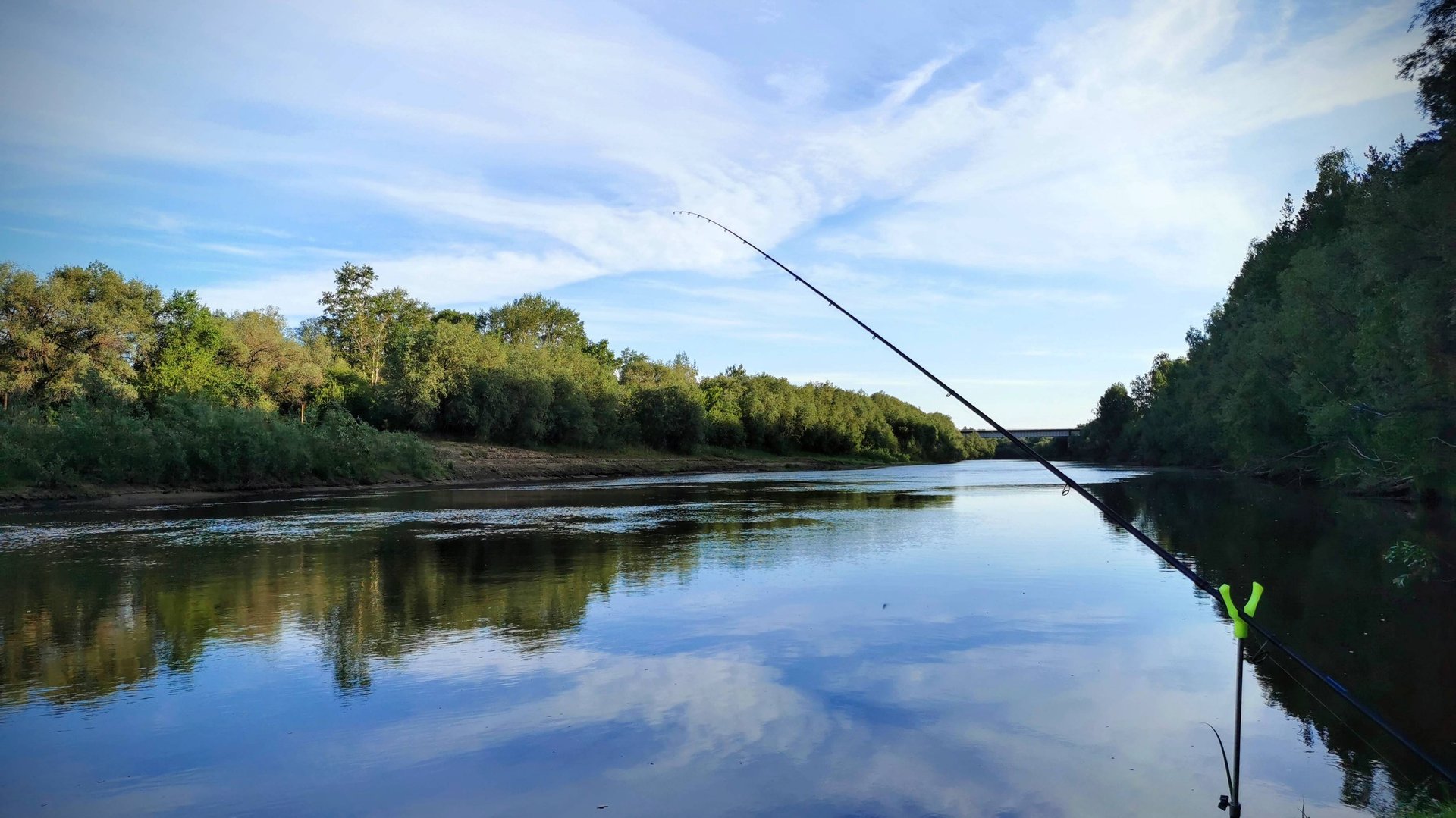 Просто красивое утро на рыбалке смотреть онлайн