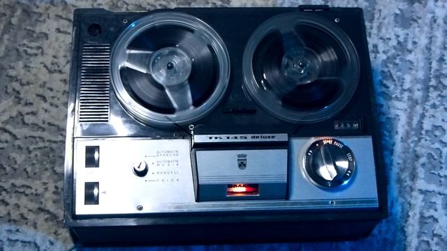 Семейное архивное видео 🌞 Мама и солдат Щукин поют / Встреча Нового 1977 года (семья, родня), Чита