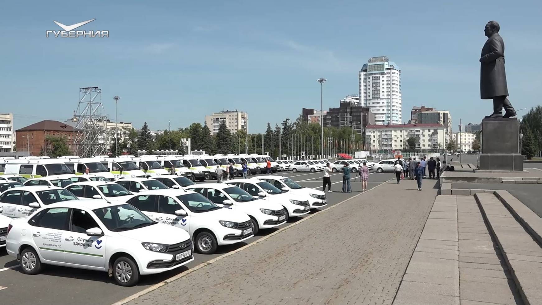 Автомобили для медиков, поддержка студентов, ТКО и ремонт. Спецрепортаж