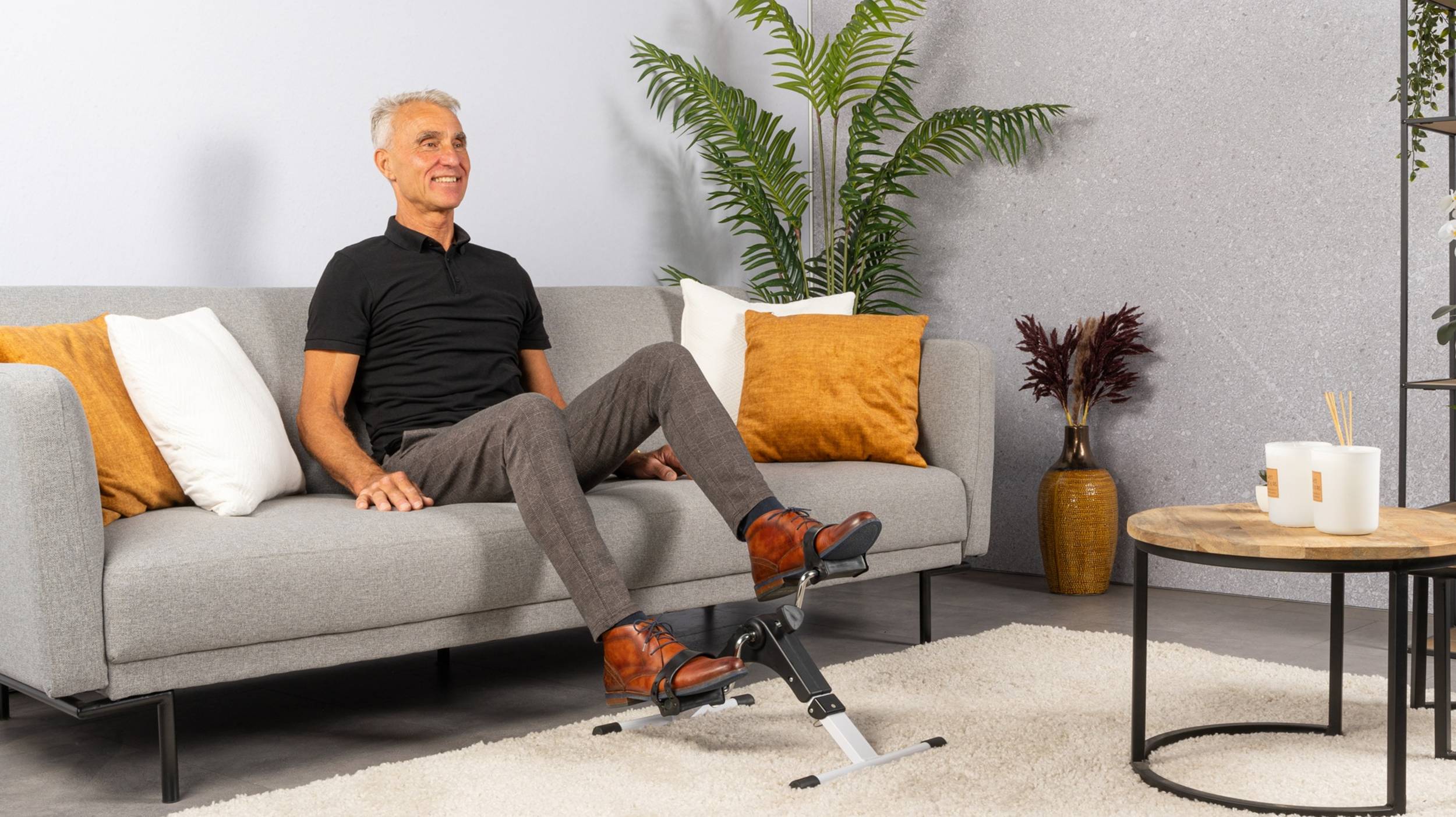 Мини-велотренажёр складной Tunturi