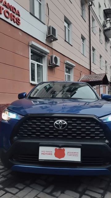 Toyota Corolla Cross смотреть онлайн