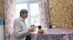 Луковые грядки, домашние дела.