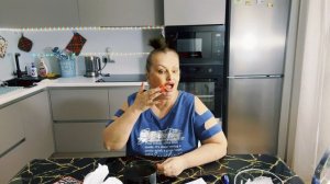 Последний ужин дома, перед отпуском в Сочи. Столовская еда, простая и вкусная...Сюжет из фильма)))