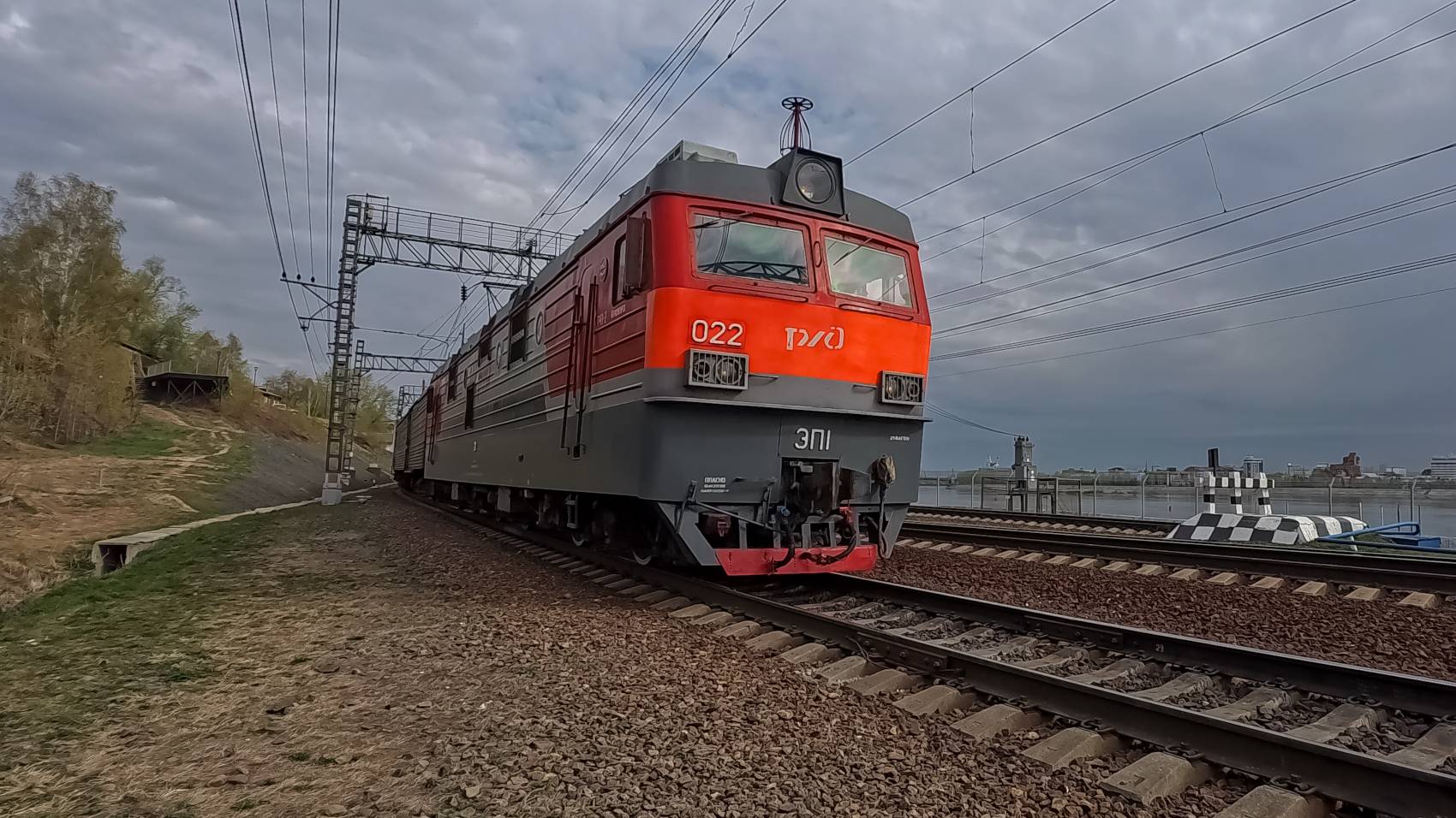 ЭП1-022. Москва-Владивосток. смотреть онлайн