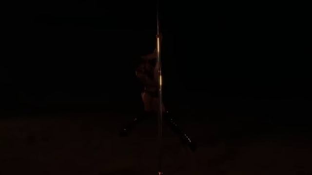 Shawn Mendes ‒ There's Nothing Holding Me Back смотреть онлайн