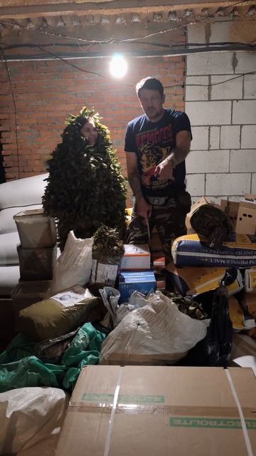 Довезли гуманитарку в Курск, под воздушную атаку. #Помощь #Фронту смотреть онлайн