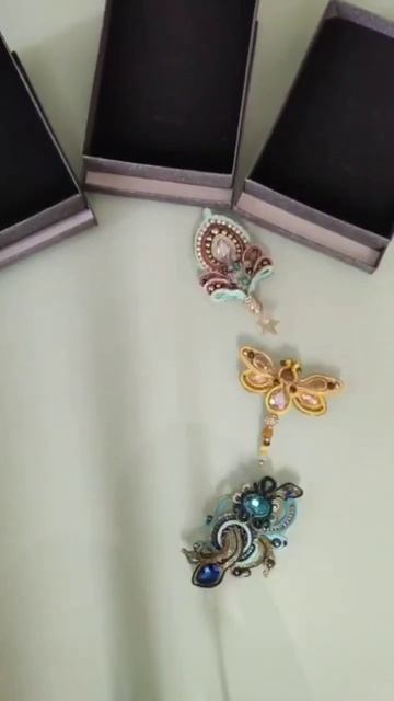 Украшения собираются в дорогу #handmade #сутажнаявышивка #украшениясвоимируками смотреть онлайн