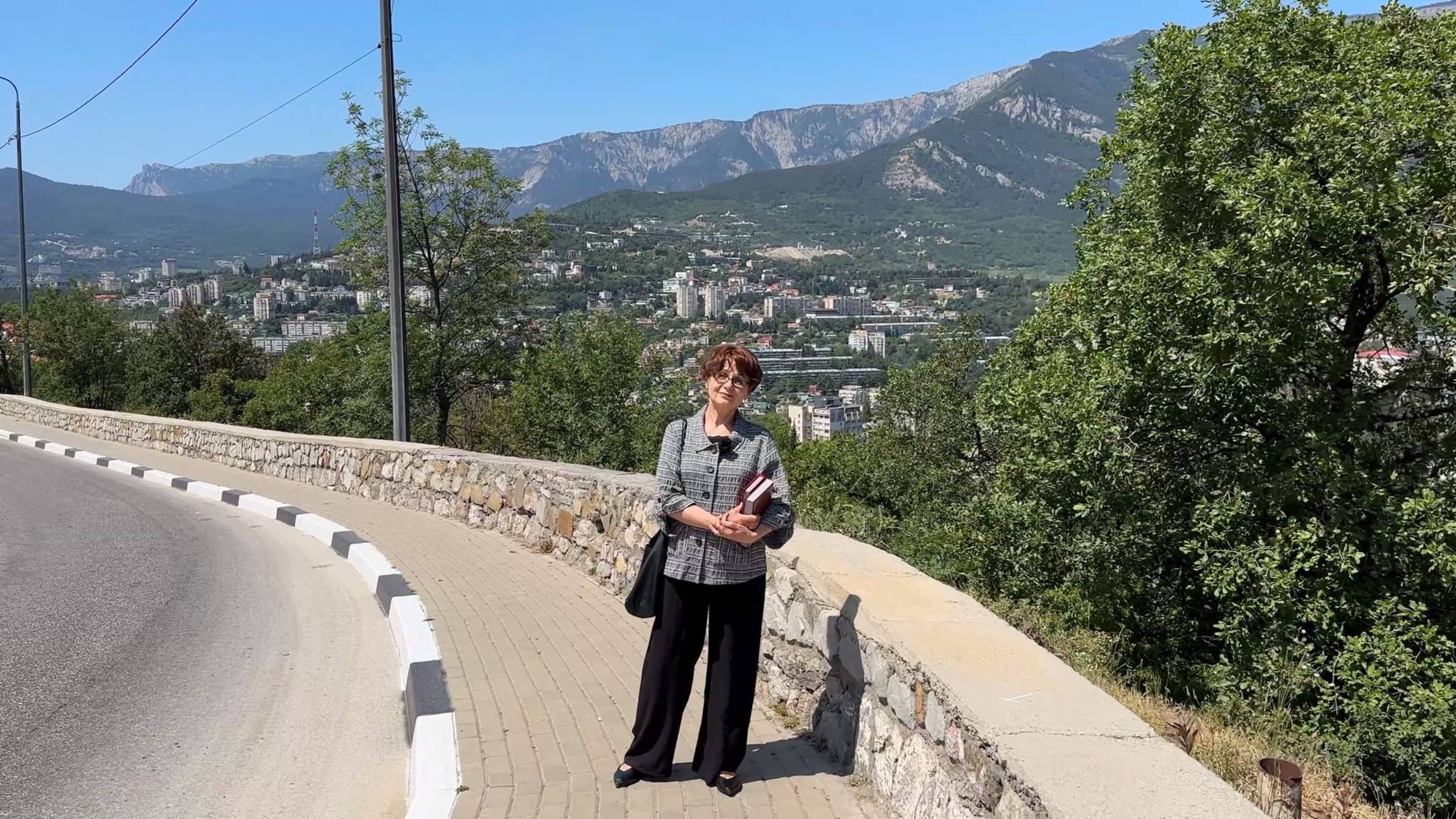 Старая Ялта в деталях - история улицы Свердлова от Ларисы Ивановны в формате было-стало. Крым. смотреть онлайн