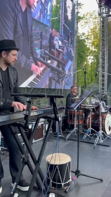 🎸 смотреть онлайн