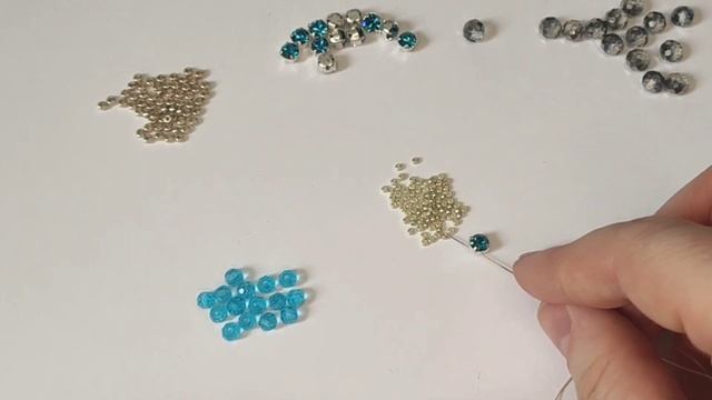 Нереально красивый кулон из кристалла. Можно надевать на любые мероприятия смотреть онлайн