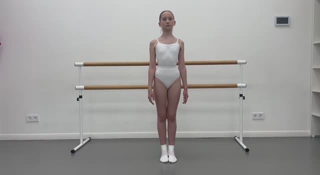 Видеопортфолио. Никулина Алиса Алексеевна, поступление во 2/6 класс смотреть онлайн