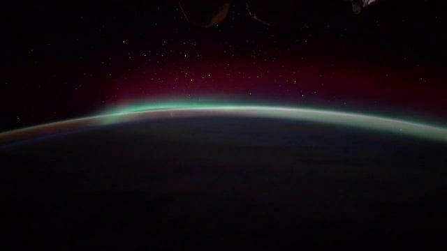 впечатляющий таймлапс от астронавта NASA Джонни Кима, снятый с Международной космической станции. смотреть онлайн