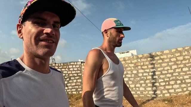 АНЬКА ЗАНИМАЕТЬСЯ УБОРКОЙ / ВСТРЕЧА с СЕБАСТЬЯНОМ в МТВАПА / ПУТЕШЕСТВИЕ по КЕНИИ смотреть онлайн