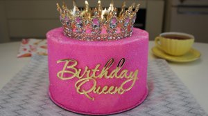 НОВЫЙ ТРЕНД "ТОРТ С КОРОНОЙ"| БИСКВИТНЫЙ ТОРТ С КЛУБНИЧНО-БАНАНОВОЙ ПРОСЛОЙКОЙ рецепт