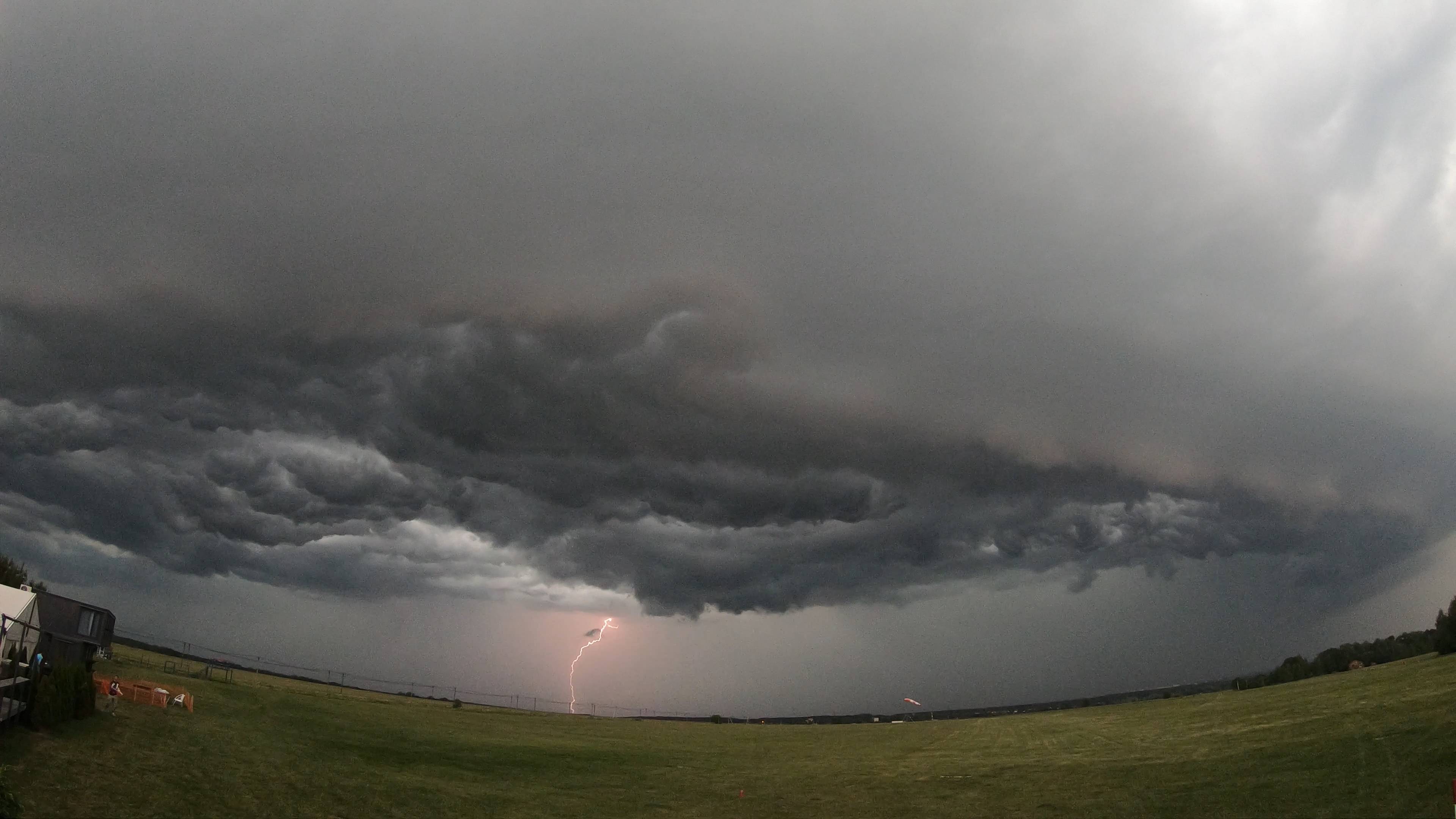 Прохождение фронта. смотреть онлайн