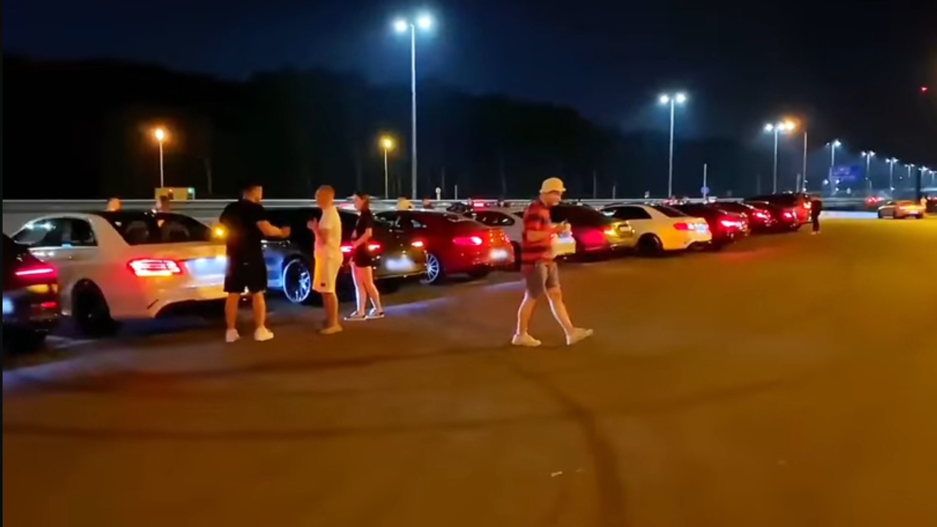 инстасамка отключаю телефон суета по городу