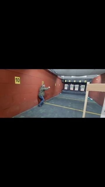 Видео с занятия по огневой подготовке (программа ПП Телохранитель) смотреть онлайн