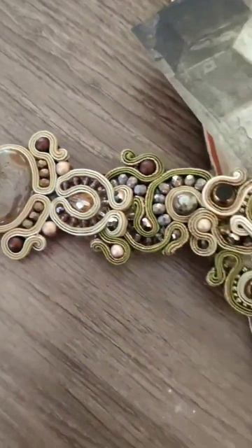 Какие аксессуары можно вышить в сутажной технике #handmade #украшениясвоимируками #сутажнаявышивка смотреть онлайн