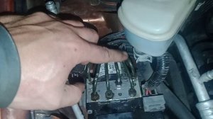 как заглушить тормозные трубки chery QQ 6