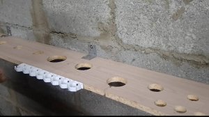 Простая полка для инструментов своими руками