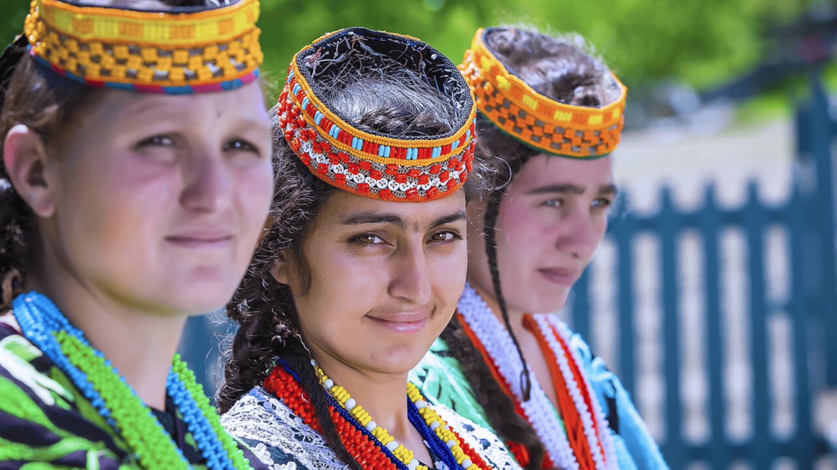 Калаши: откуда в горах Пакистана взялся таинственный народ со славянской внешностью?