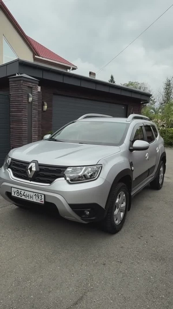 Renault Duster 2022 года
