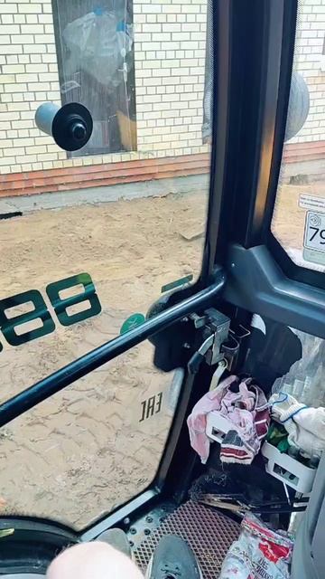 работаем-с ,понедельник день тяжёлый 😈#погрузчик #работа #экскаватор #блог #рек смотреть онлайн