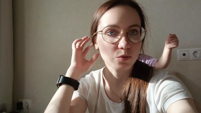 VLOG | Прогулки в дневной сон | актуальные игрушки в 1,2 года | причёска для малышки смотреть онлайн