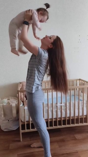 мамы, у вас тоже спина здоровается? смотреть онлайн