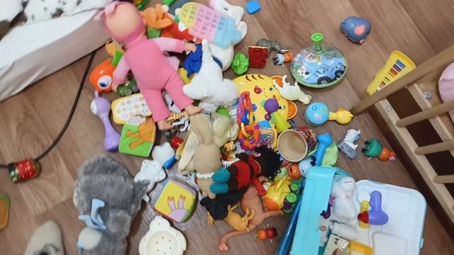 VLOG | Лезут сразу 4 зуба. Отказ от еды | Расхламление в аптечке,вещах и игрушках | Мультики смотреть онлайн