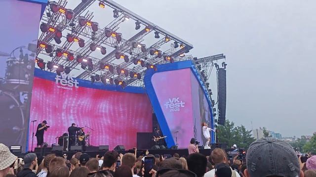 Юлия Савичева - Каплями VKfest 2025