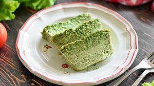 🍳 Пористый зеленый омлет с листьями салата - готовим летний завтрак в духовке