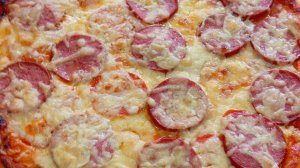 Очень вкусная домашняя пицца. Быстро, вкусно и доступно