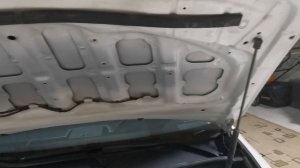 Шумоизоляция капота Камри 50