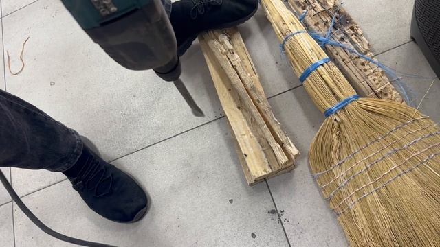 Перфоратор Makita 2450 смотреть онлайн