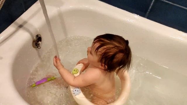 VLOG | Новые игрушки | Заказы с WB, AliExpress | Малышка попробовала хлеб смотреть онлайн