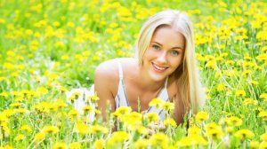 УИЛЬЯМ ШЕКСПИР СОНЕТ № 18 " СРАВНЮ ЛИ С ЛЕТНИМ ДНЕМ ТВОИ ЧЕРТЫ..?"