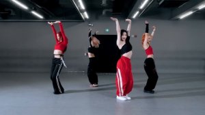 ITZY "Mr. Vampire" Dance Practice
