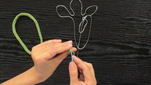 Объемный тюльпан в технике трикотин