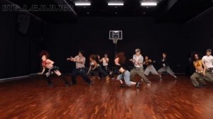 Хореография к песне "Killin lt Girl" J-Hope