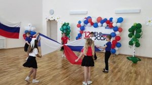 Танец с полотнами в детском саду на День России «Моя Россия«2025 г.