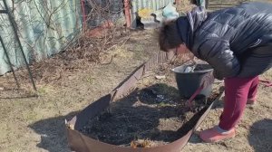 РАЗГРОМИЛИ ДОМ, ЧТО БЫ ЗАМЕНИТЬ ЭТО ／ СКОЛЬКО ЗАПЛАТИЛИ ЗА ЗАМЕНУ ВЕНЦА, УБИРАЮ КЛУМБЫ -