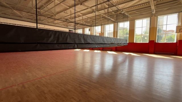 Система деления зала с электроприводом | Спортивные Технологии