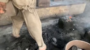 Изготовление гильз цилиндров двигателя из легированного чугуна методом центробежного литья.