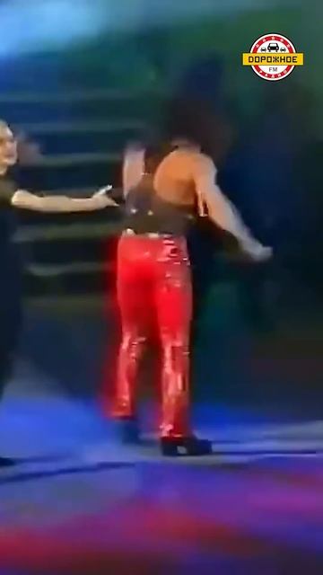 Валерий Леонтьев открыл ЭЛИТНЫЙ отель для...Читайте в описании #валерийлеонтьев #леонтьев #музыка смотреть онлайн