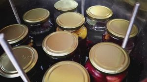 пять рецептов классических вишнёвых  компотов Вкусные и необычные вишневые компоты на зиму в автокла