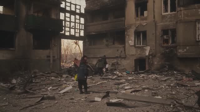 У края бездны. Граждаские. смотреть онлайн