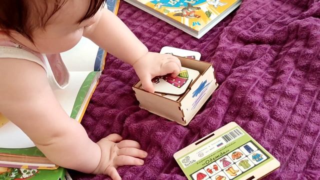 VLOG | Какие игрушки актуальны с рождения до полугода | Новые книжки и игрушки | Мие 8 месяцев смотреть онлайн