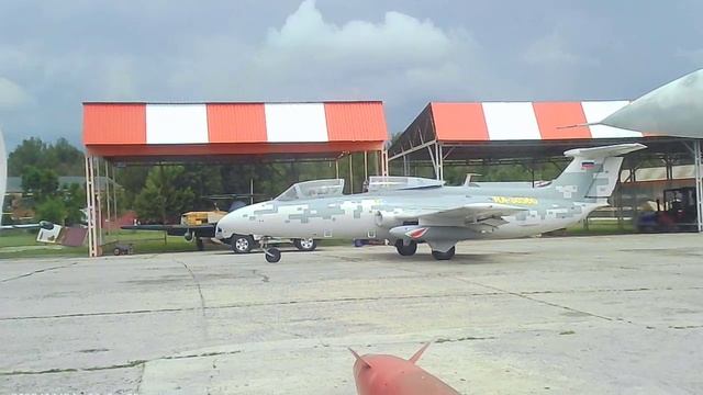 Самолёт Л29 "Дельфин" полёт смотреть онлайн